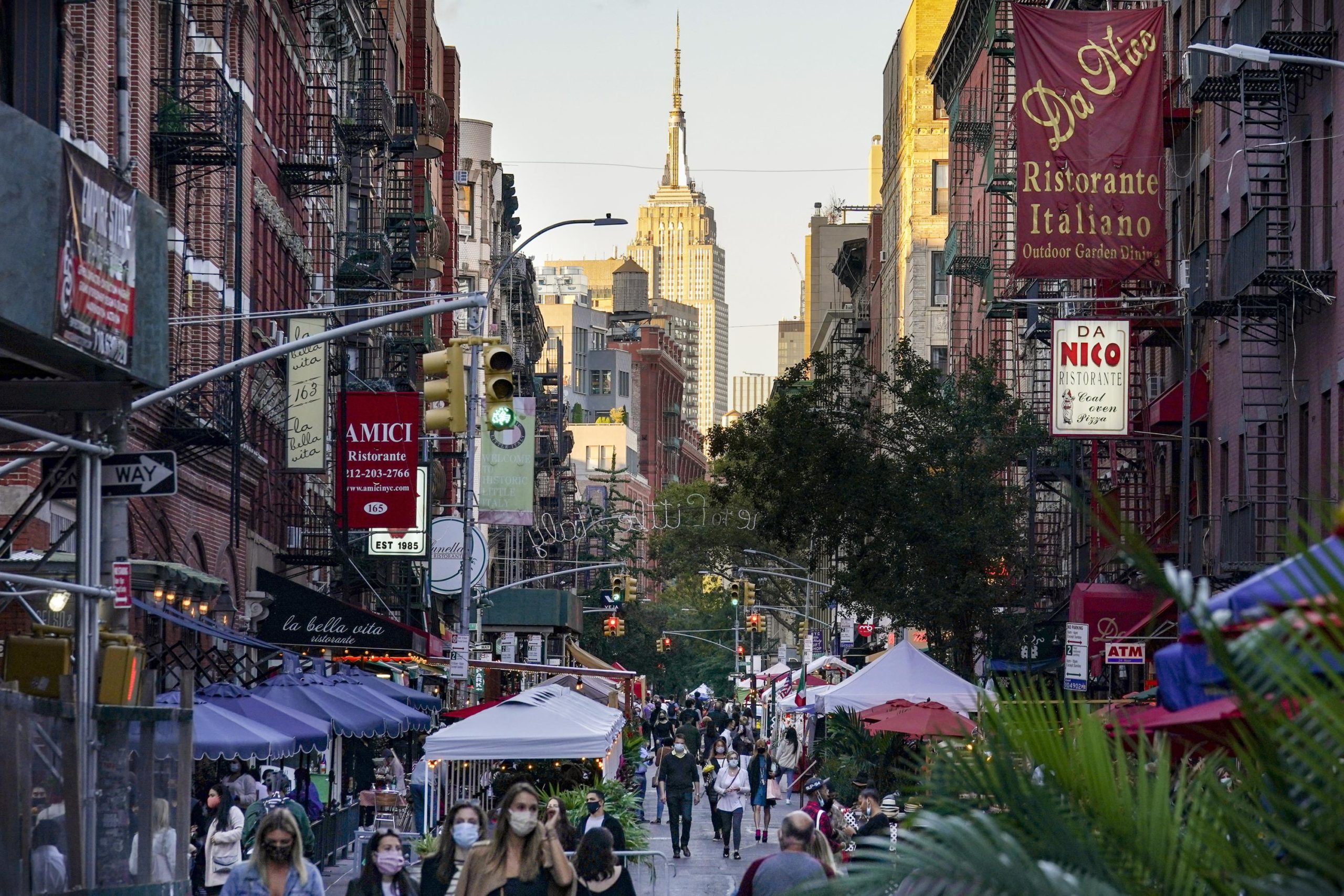 En plein air: NYC aims to keep outdoor lifestyle post-virus…