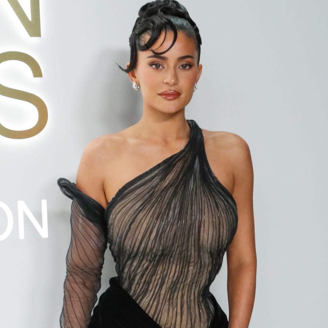 Kylie Jenner Brings Edgy Elegance to the 2022 CFDA Awards Red Carpet