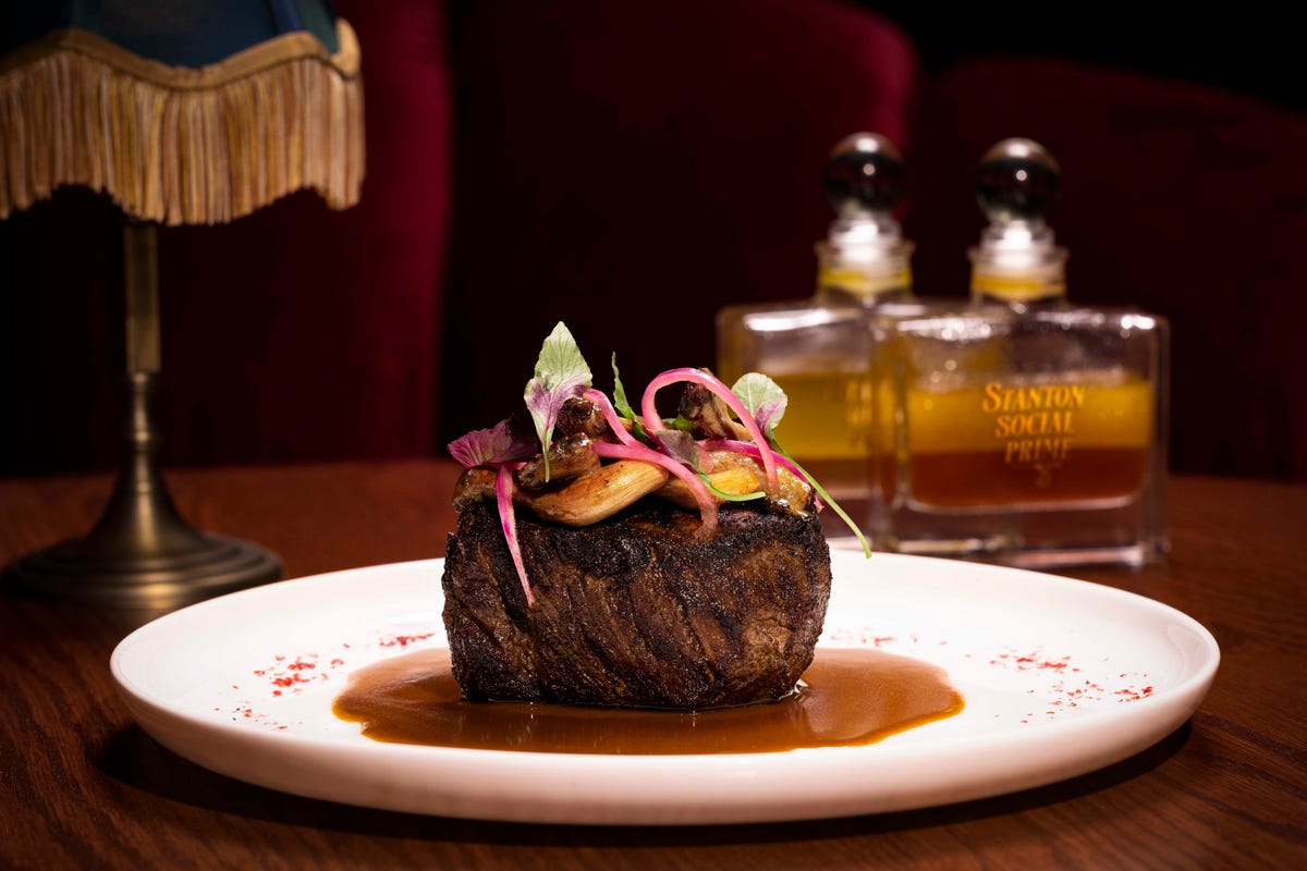 Chris Santos Raises The Steaks In Las Vegas With Stanton Social Prime