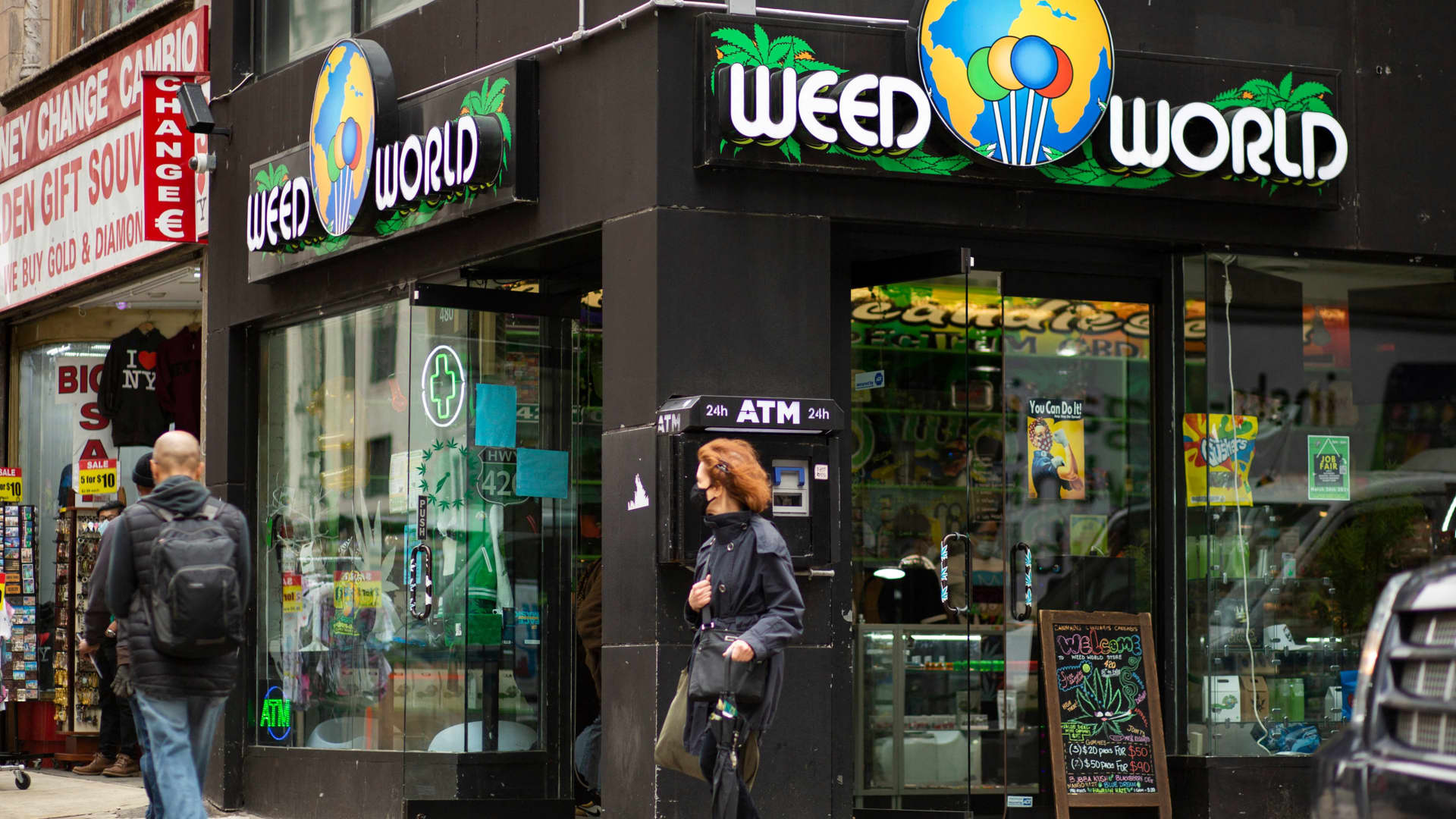 How the New York City metro area’s slow legal weed rollout created a boom in ‘gray’ market cannabis shops