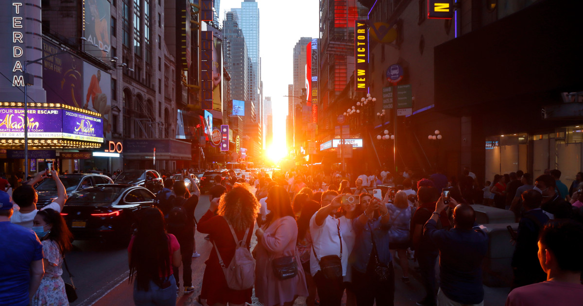 Memorial Day ‘Manhattanhenge’ to light up New York City streets