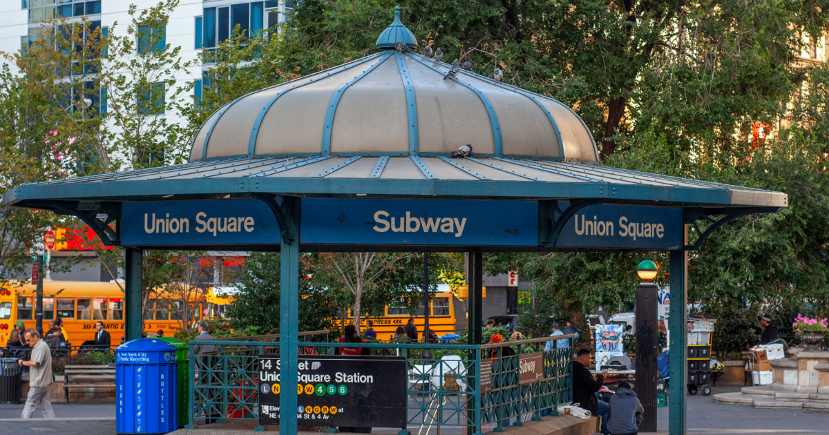 Man found suffering from fatal stab wounds on New York City subway, police say