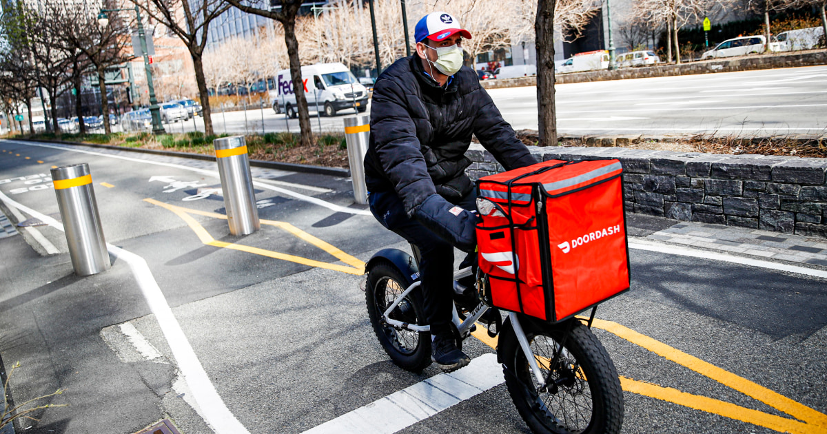 Uber, DoorDash and GrubHub lose attempt to block NYC delivery worker wage mandate