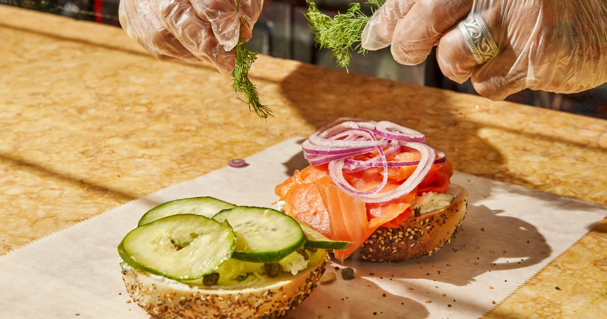 LA is beefing with NYC again — over scooped bagels