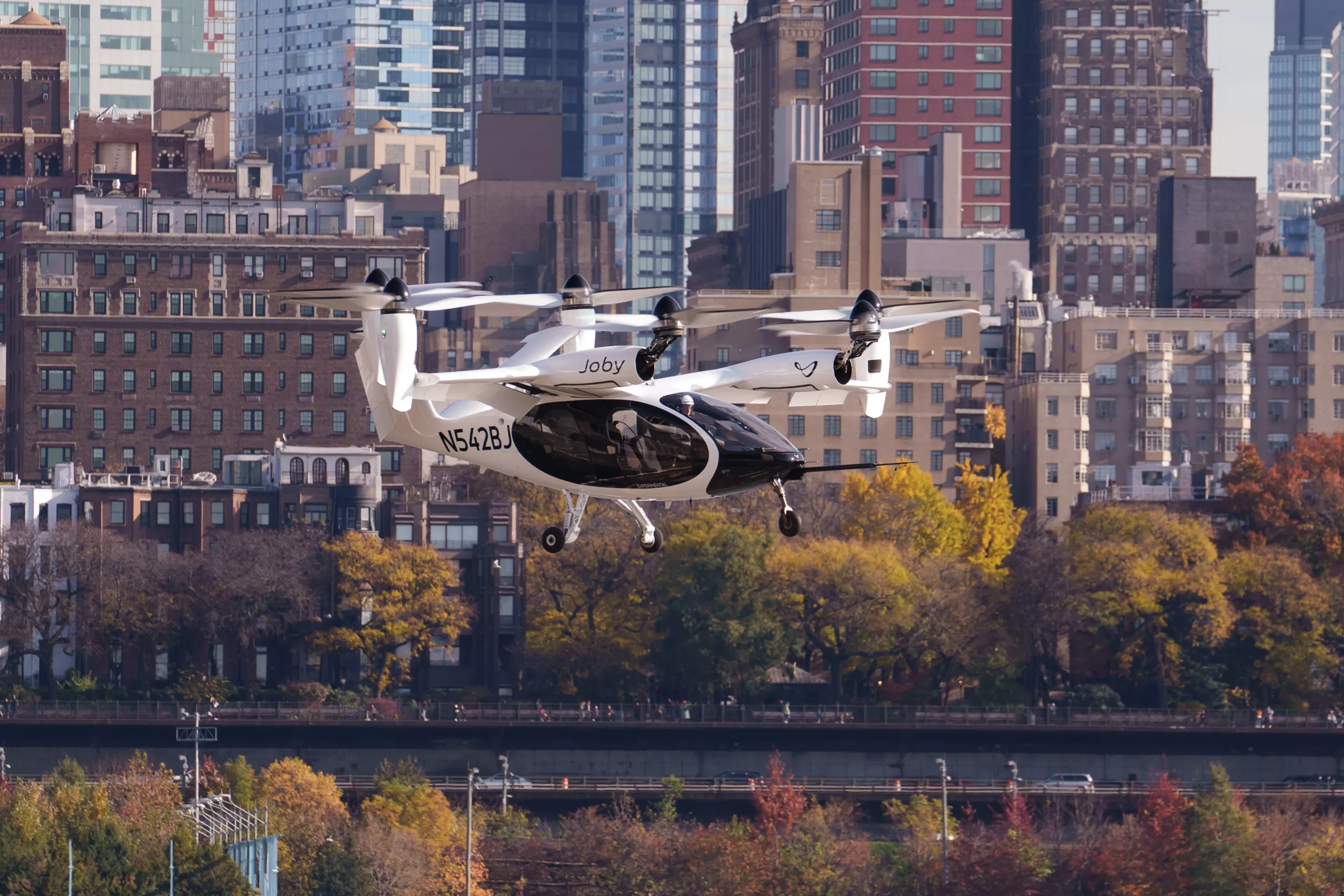 New York intends to have the first commercial electric air taxis by 2025