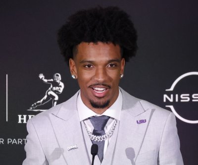 LSU quarterback Jayden Daniels wins 2023 Heisman Trophy