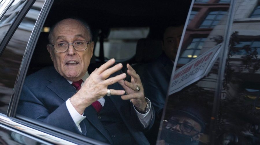 Giuliani’s lawyers quit over ‘fundamental disagreement’ 