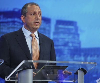 Masked ICE agents arrest NYC comptroller and mayoral candidate Brad Lander