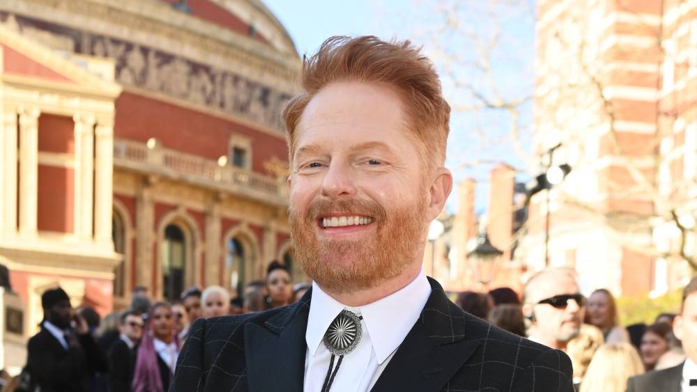 Jesse Tyler Ferguson Reveals the Advice He Gives Friends In Throuples