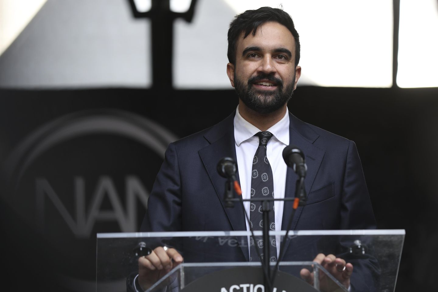 U.S. Islamic advocacy group urges Schumer, Jeffries to endorse Mamdani for New York mayor