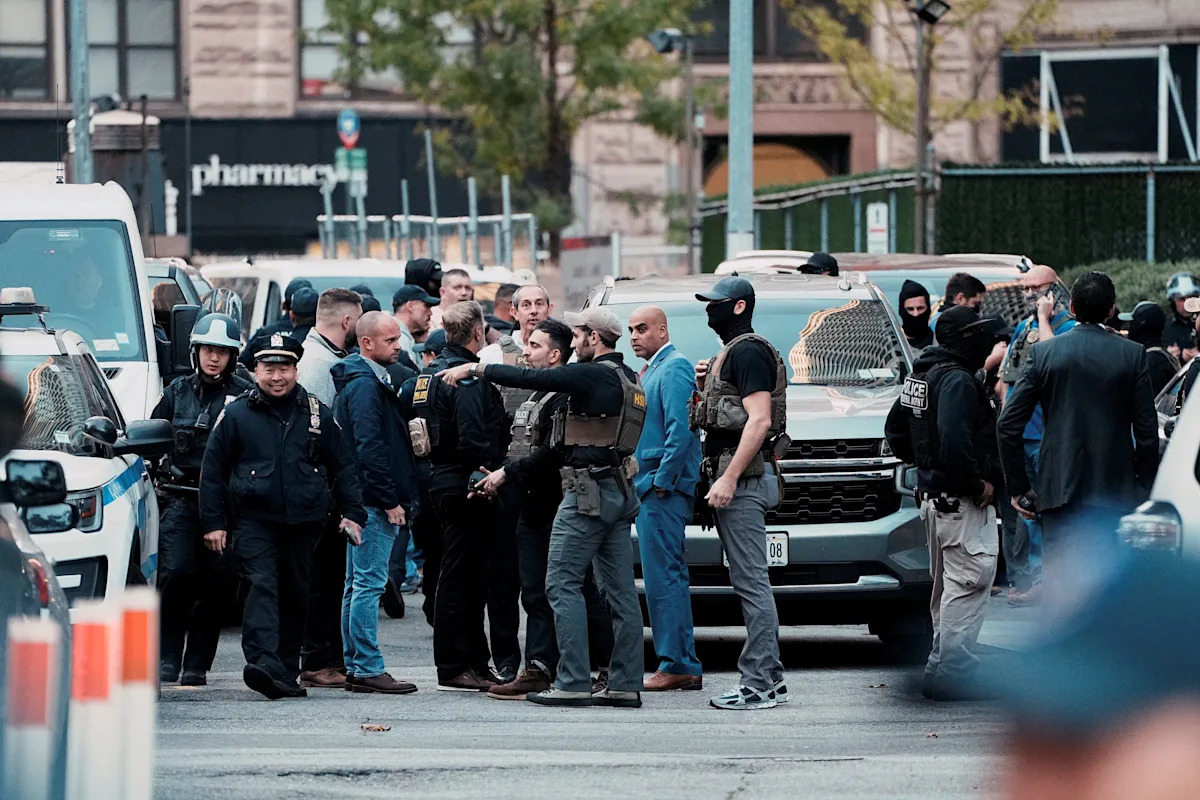 Federal agents, armored DHS vehicle descend on NYC in street vendor raid