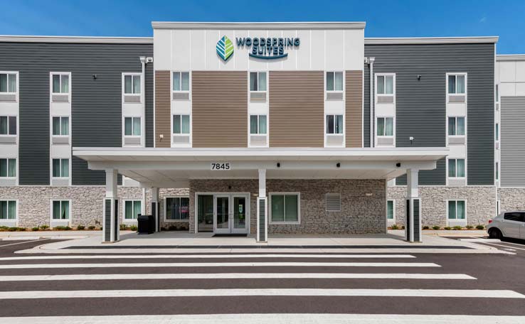 JLL Arranges Refinancing for WoodSpring Suites Portfolio